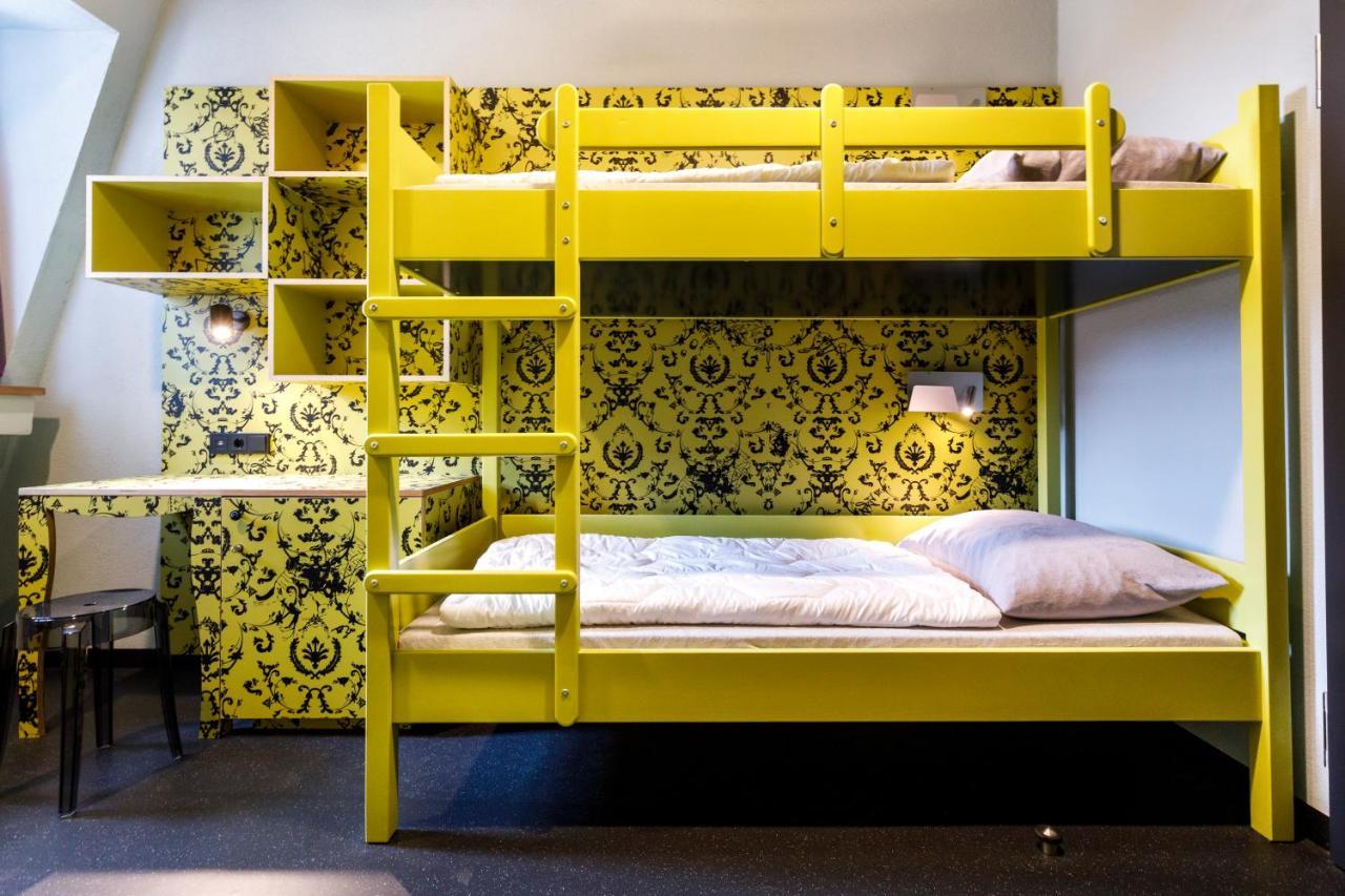 Youth Hostel *